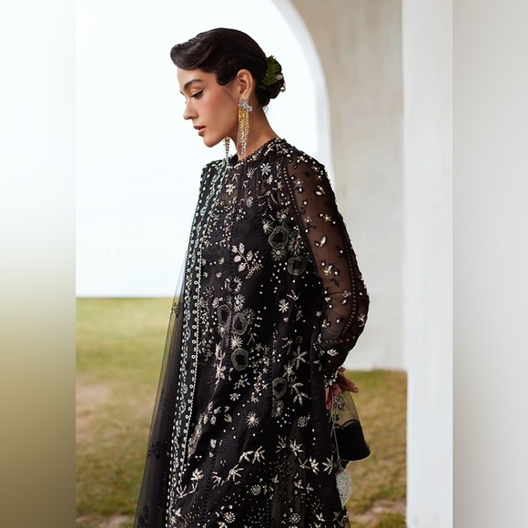 SUFFUSE BY SANA YASIR PAKISTANI LUXURY DESIGNER WEDDING FORMAL DRESS INDIAN - Picture 8 of 12